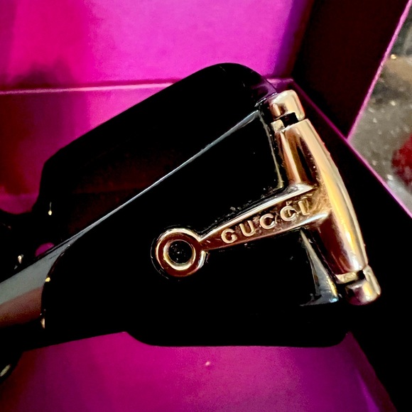 Authentic GUCCI Horsebit Detail Sunglasses - Picture 5 of 10